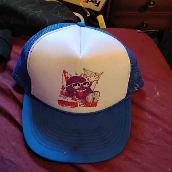 Vintage California Raisins Raisin In The Sun Mesh Trucker Hat 80s - Picture 2 of 4